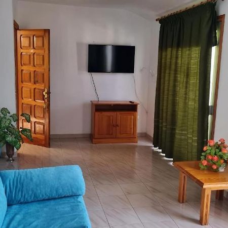 Apartamentos El Valle Фронтера Экстерьер фото