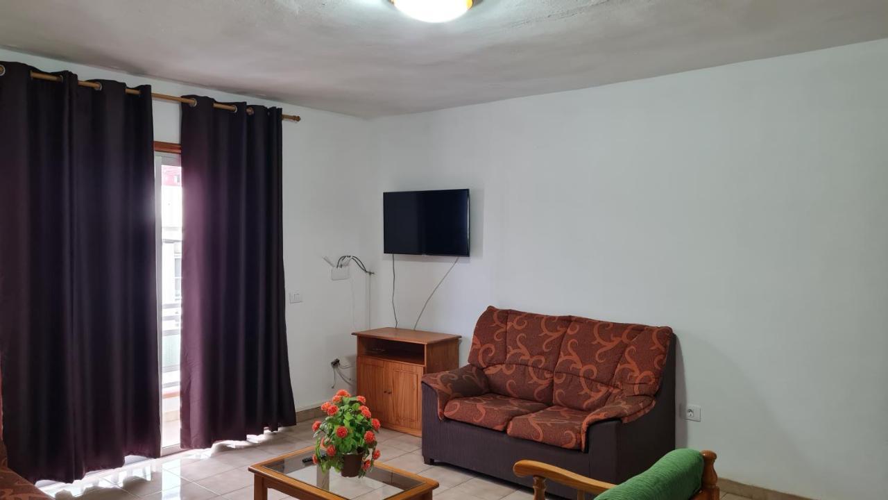 Apartamentos El Valle Фронтера Экстерьер фото